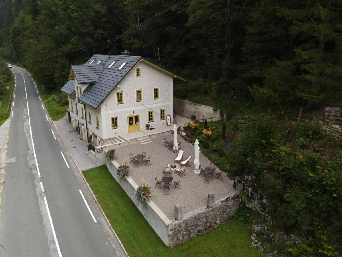 Boutique Rooms Pri Rogovilcu 솔차바 외부 사진